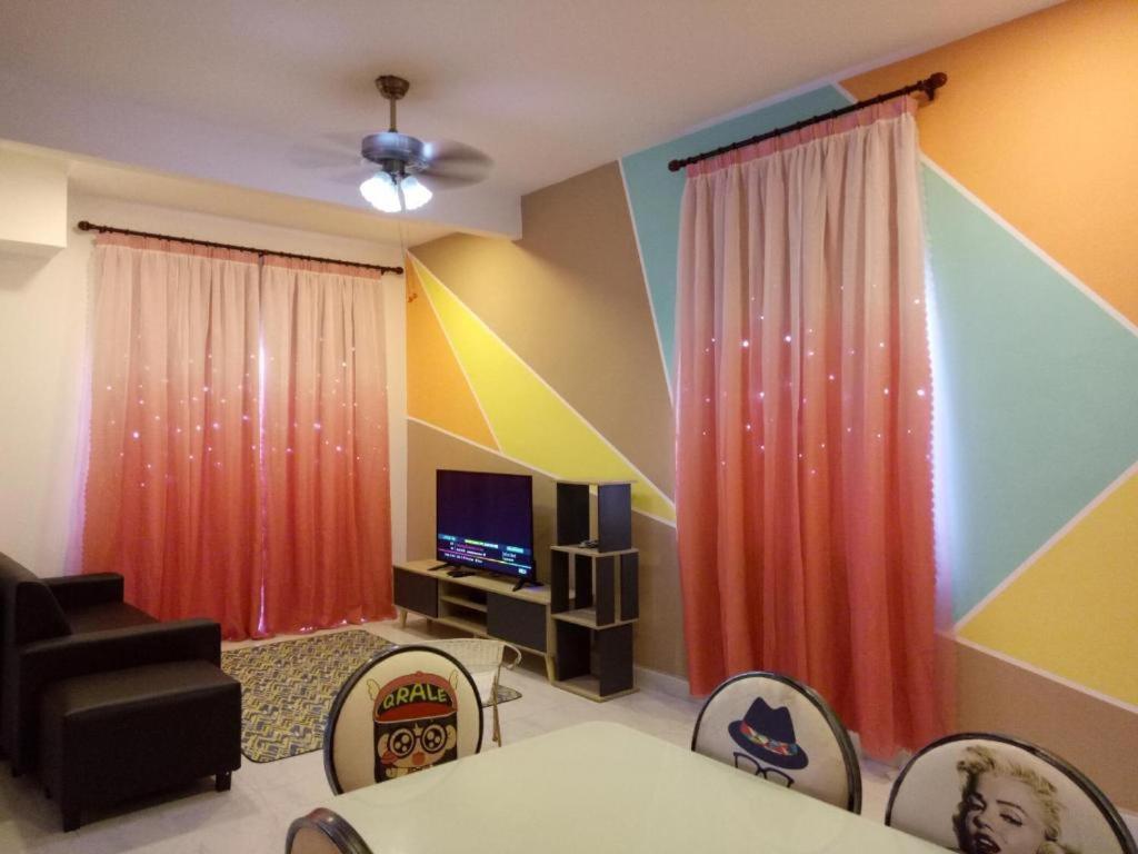 Icolor Home & Stay Ch6 Tanah Rata Buitenkant foto