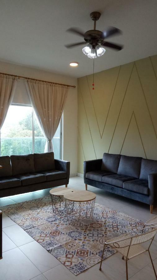 Icolor Home & Stay Ch6 Tanah Rata Buitenkant foto
